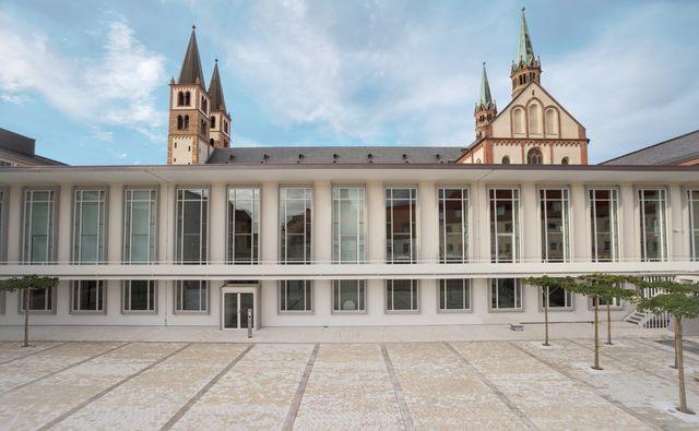 Burkardushaus, Tagungszentrum Am Dom Wurzburg Exterior photo